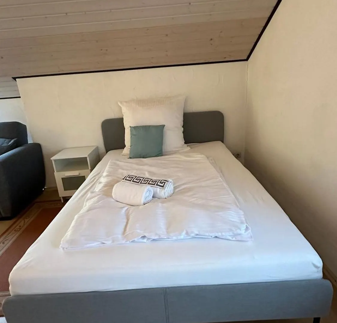 Apartment Oase 2, Parkplatz, Kueche, Internet Klosterlechfeld